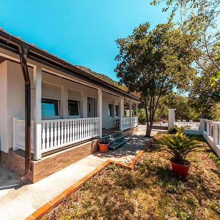 Holiday Home Marija Budva Kültér fotó